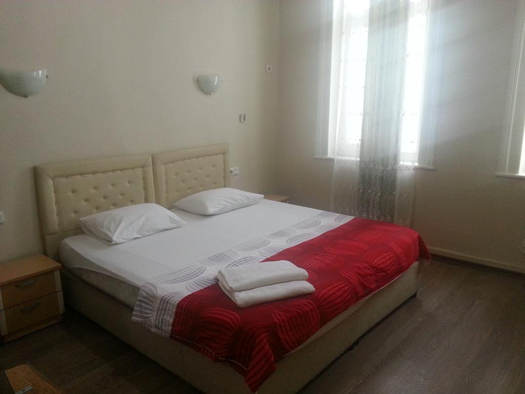 Laguna Otel Pansiyon Izmir Exteriör bild